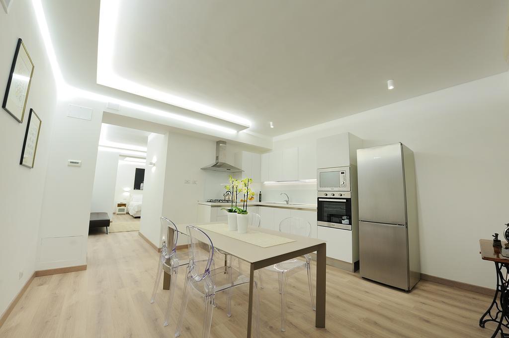 Loft In Master Palace Катанія Екстер'єр фото