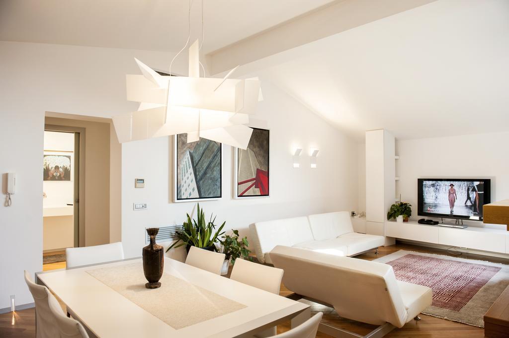 Loft In Master Palace Катанія Екстер'єр фото